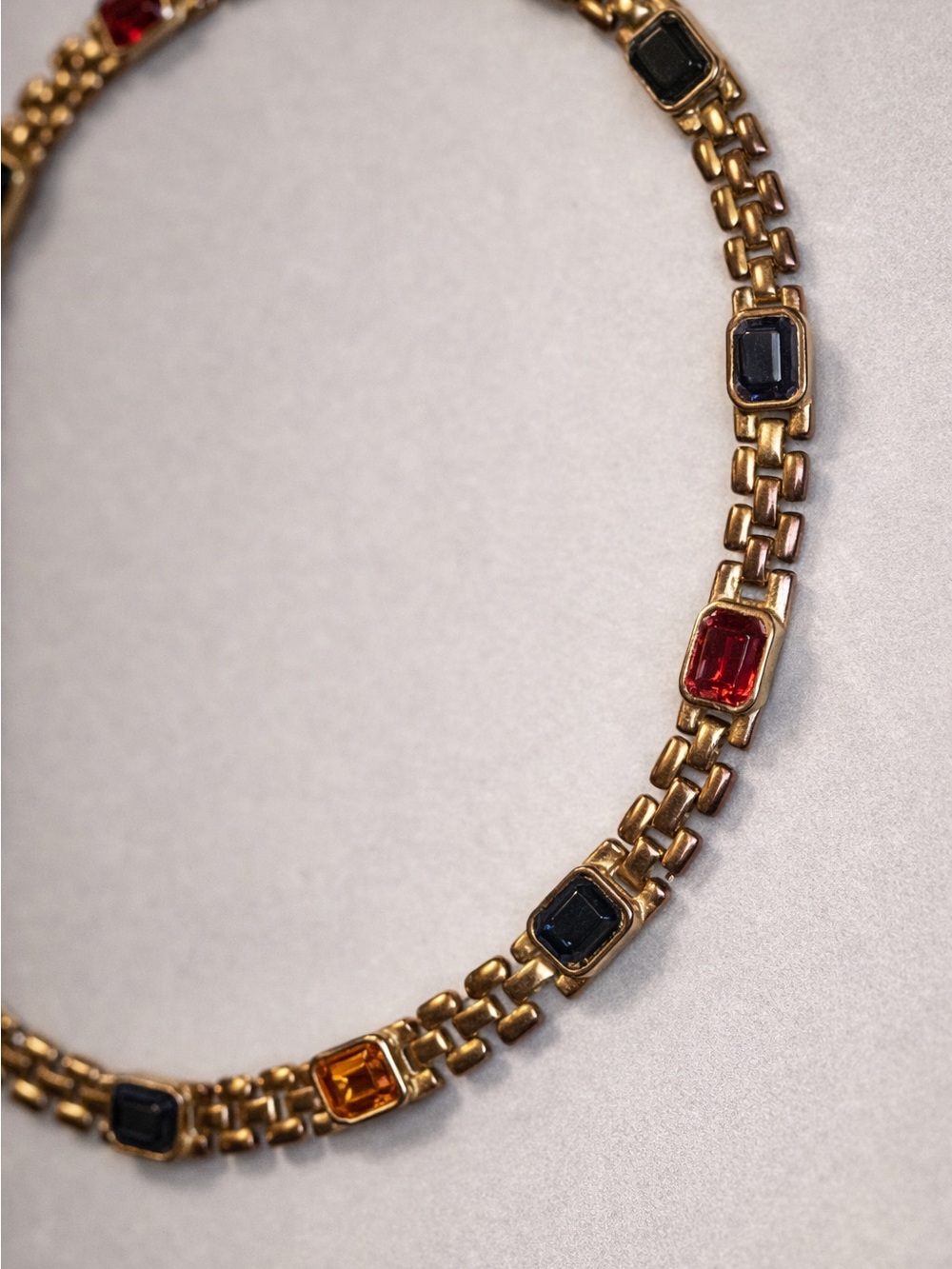 Vintage Gold-Tone Multi-Stone Oil Slick Link Necklace